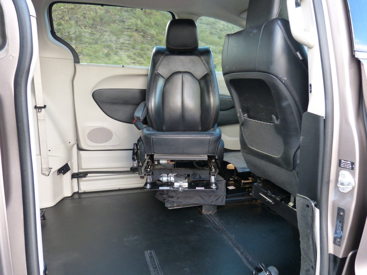 Chrysler Pacifica 2018 Wheelchair Accessible
