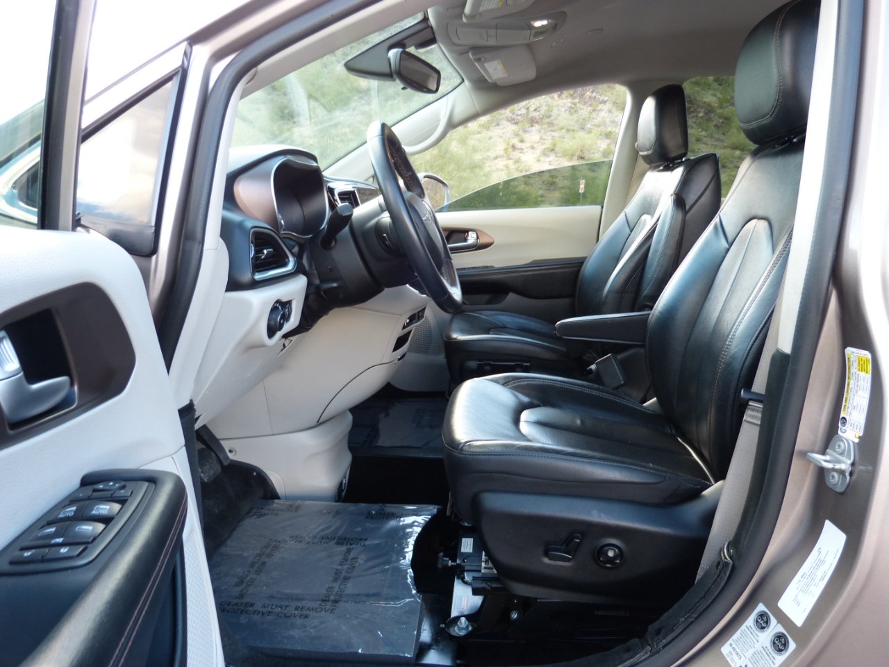 Chrysler Pacifica 2018 Wheelchair Accessible