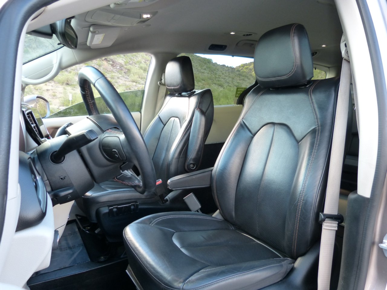 Chrysler Pacifica 2018 Wheelchair Accessible